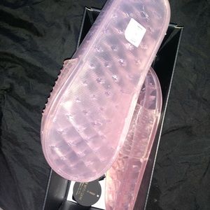 Fenty slides